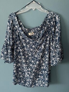 Vero Moda Navy Blue Floral Scoop Neck Blouse